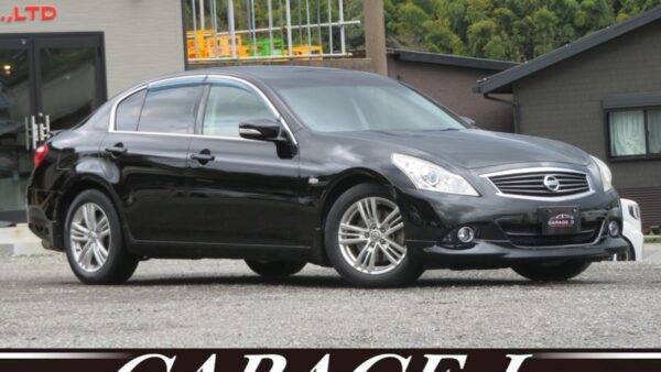 【日産 スカイライン】